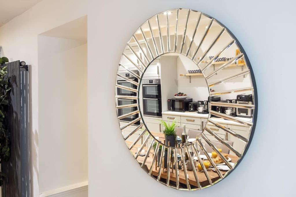 Luxurious 3 Bedroom Apartment In Park Estate Νότιγχαμ Εξωτερικό φωτογραφία