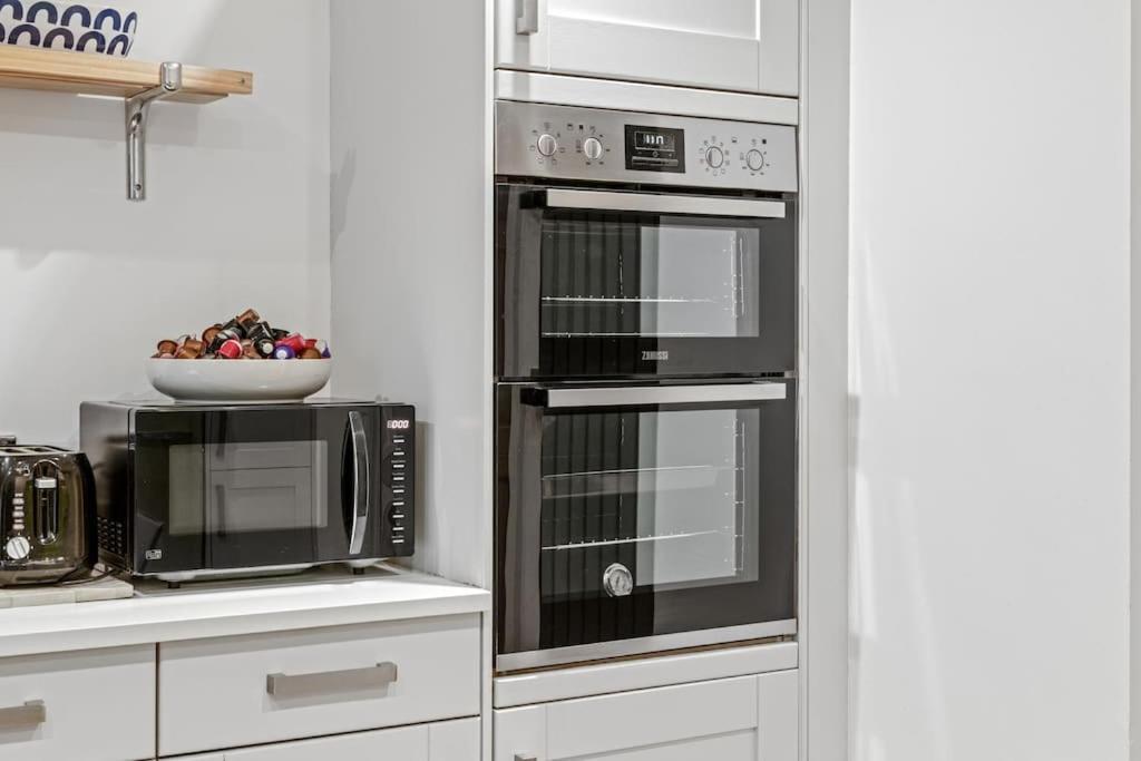Luxurious 3 Bedroom Apartment In Park Estate Νότιγχαμ Εξωτερικό φωτογραφία